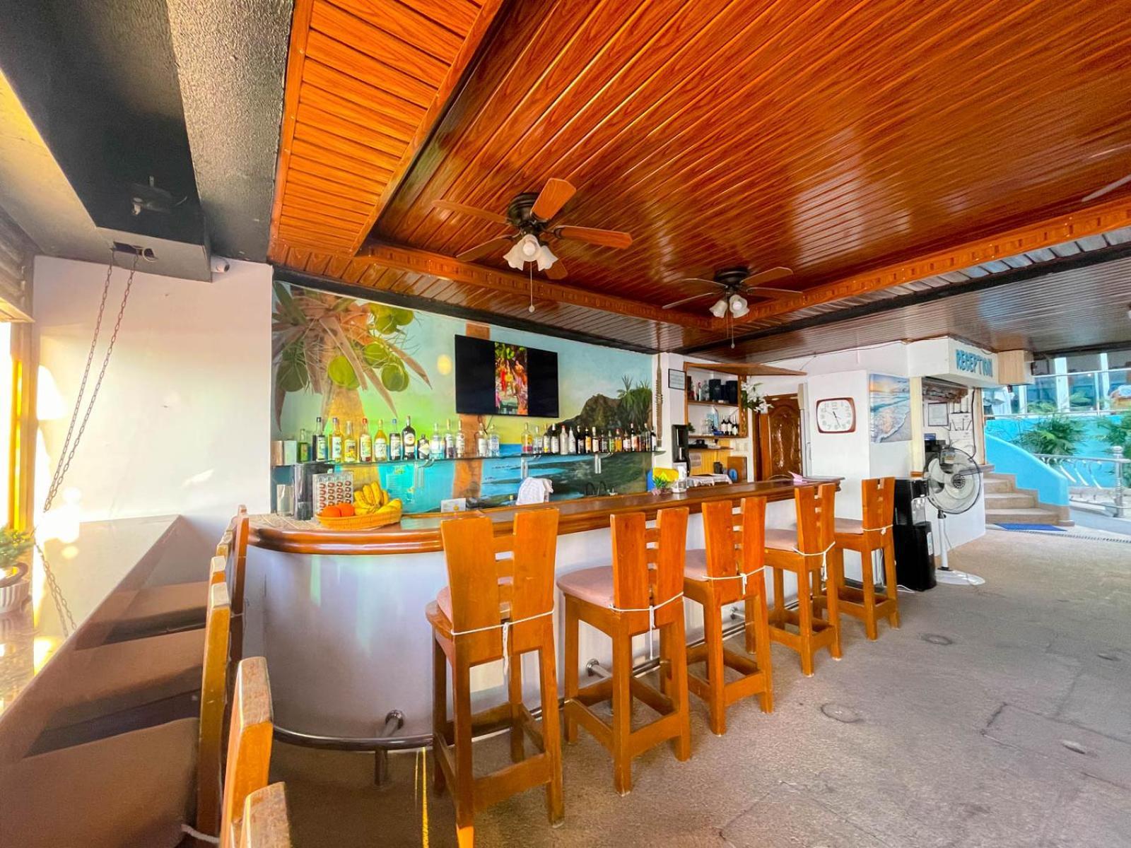Montani Beach Resort Puerto Galera Powered By Cocotel Экстерьер фото